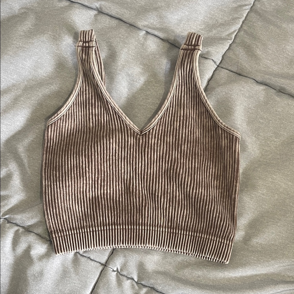 Zenana Outfitters Brown Ribbed Crop Top